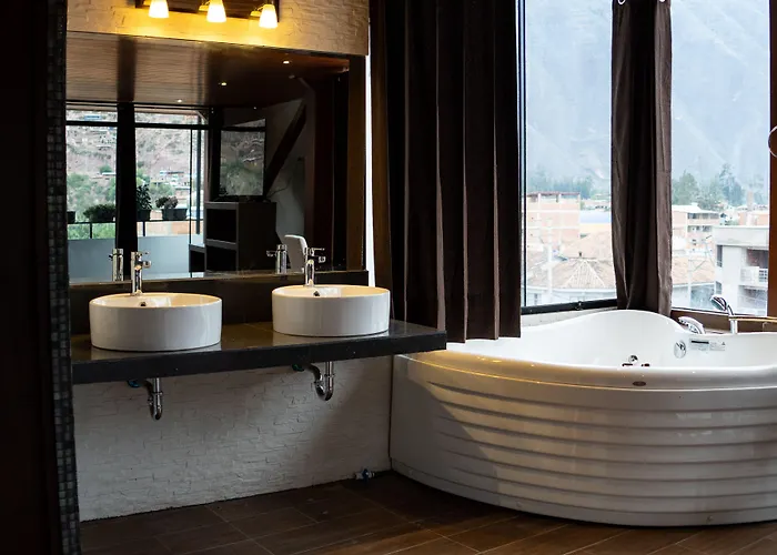California 3* Urubamba