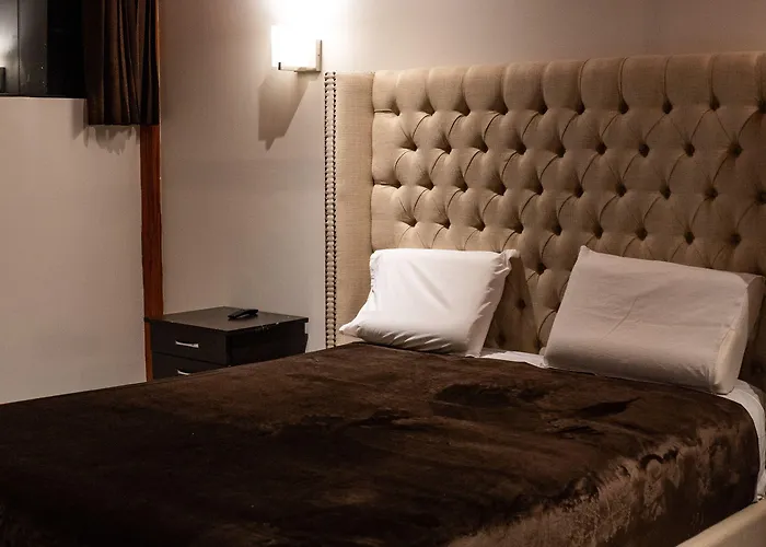 Hotel California Urubamba